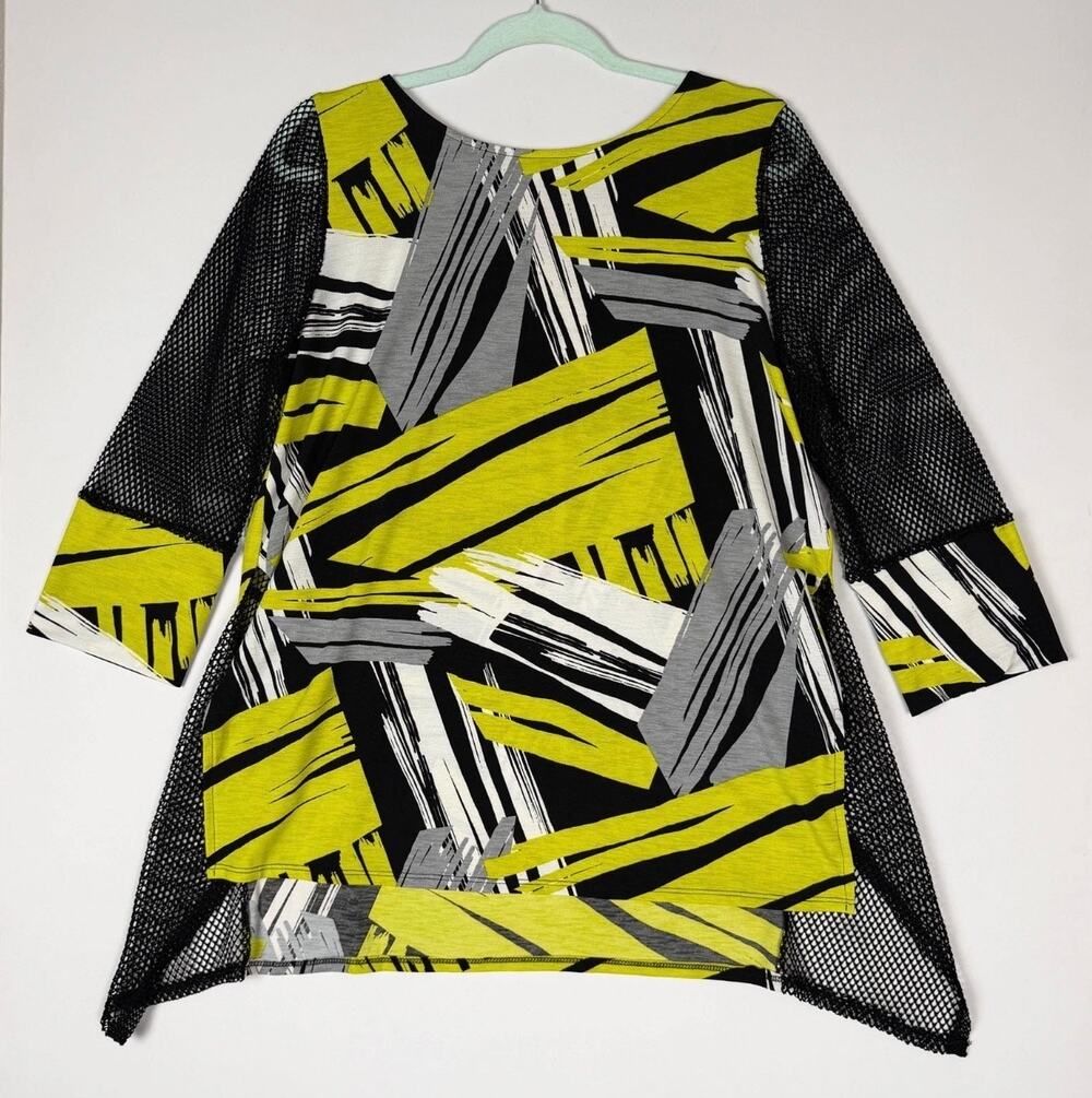 IC by Connie K Abstract Print Mesh Overlay Tunic Top Yellow Black Gray Large Art